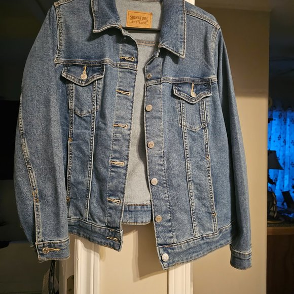 Plus size jean jacket - Picture 2 of 2